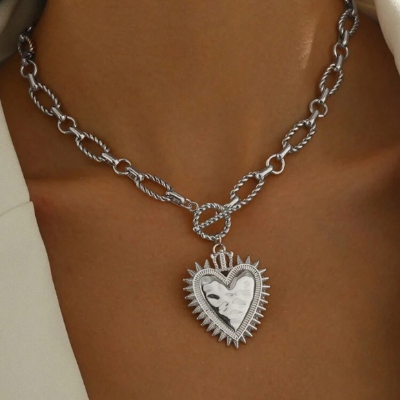 Choice of Gold or Silver Heart Toggle Necklace - Picture 3 of 7